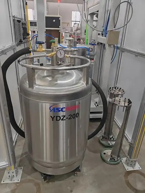 液氮补给罐